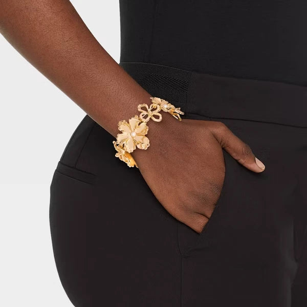 Stretch Flower Bracelet floral design