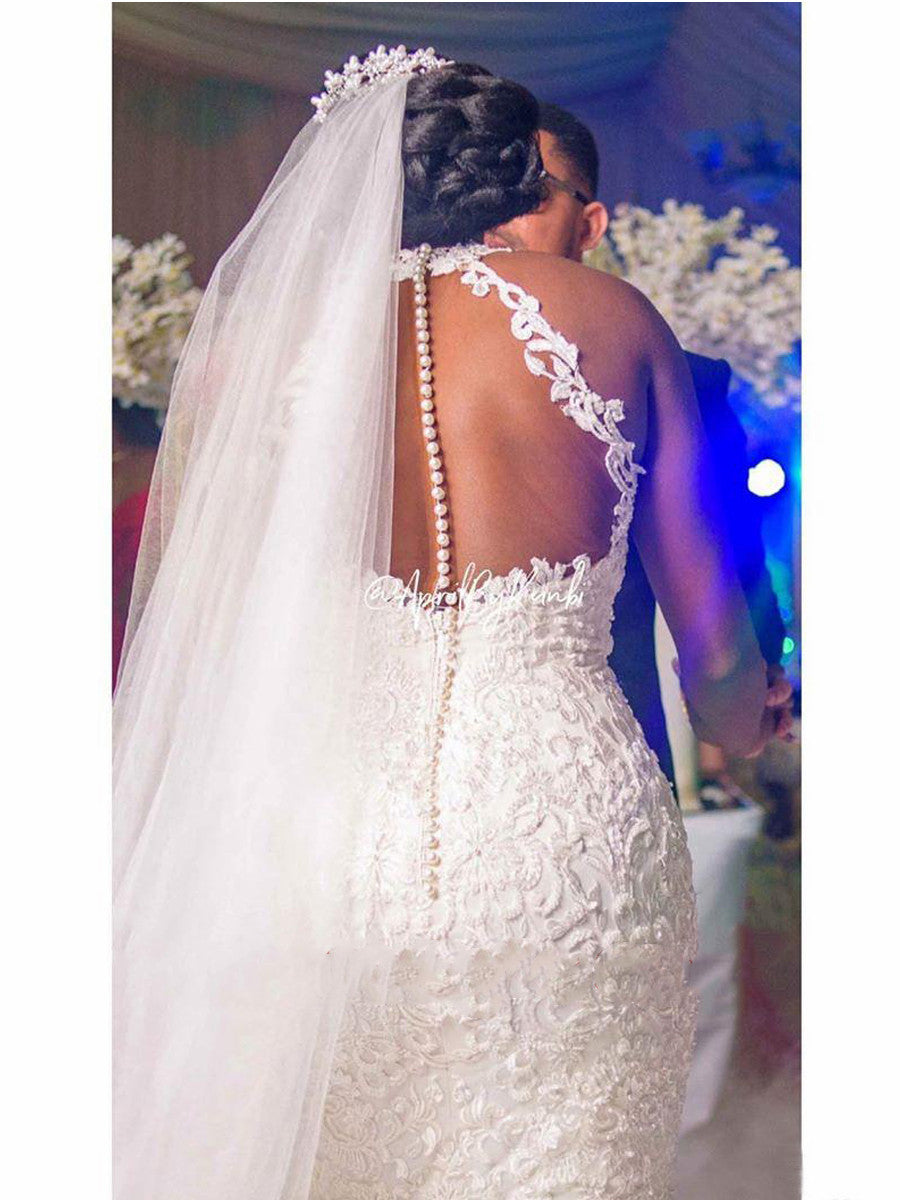 ZÉLVARÈ Éloise Vintage Lace Mermaid Wedding Gown – product photo