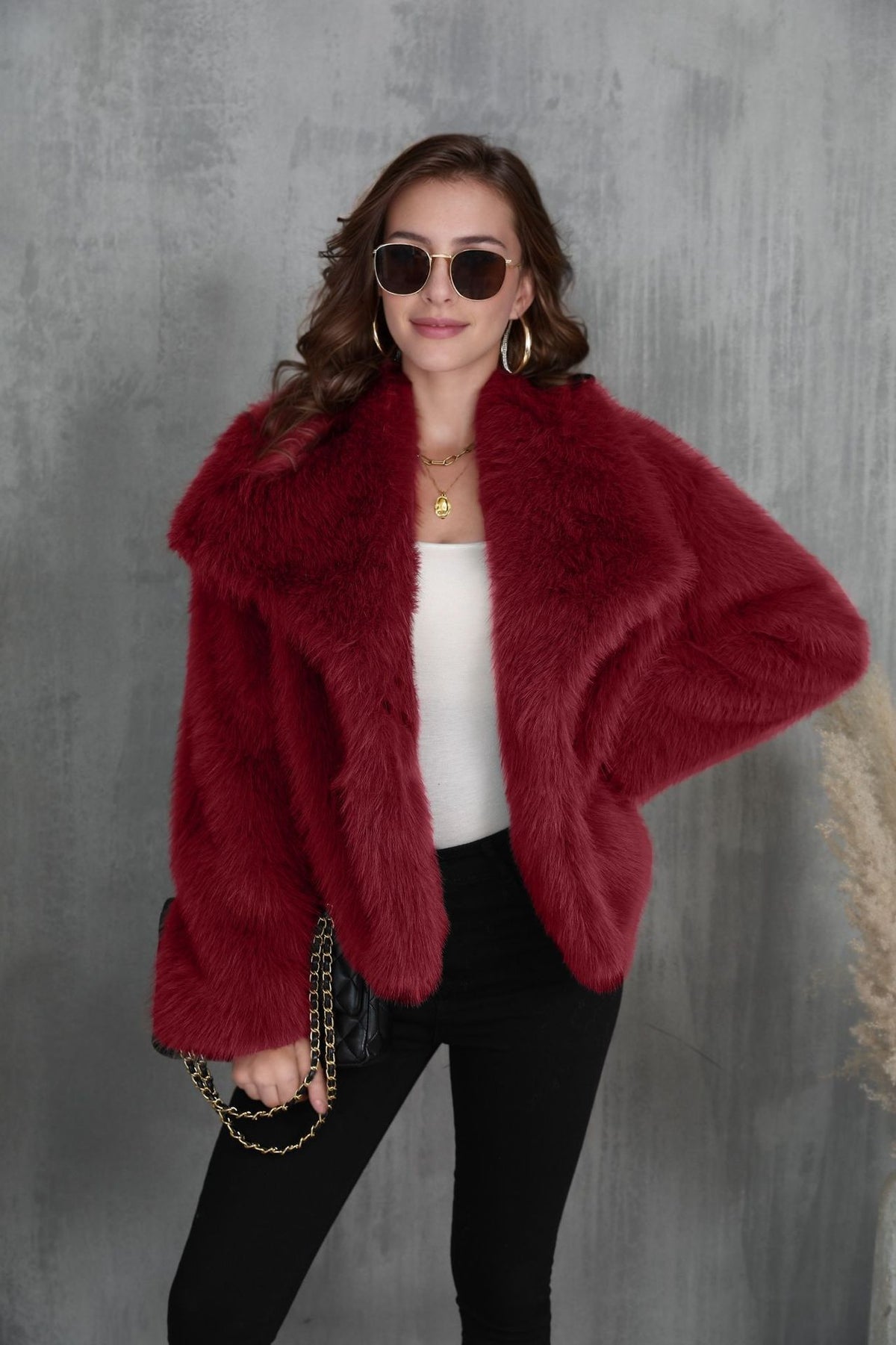 ZÉLVARÈ Women's Plush Lapel Winter Coat – product photo