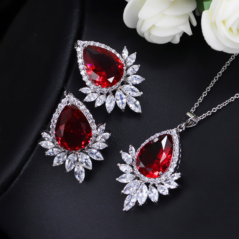 ZÉLVARÈ Éclaire Bridal Banquet Jewelry Set – product photo