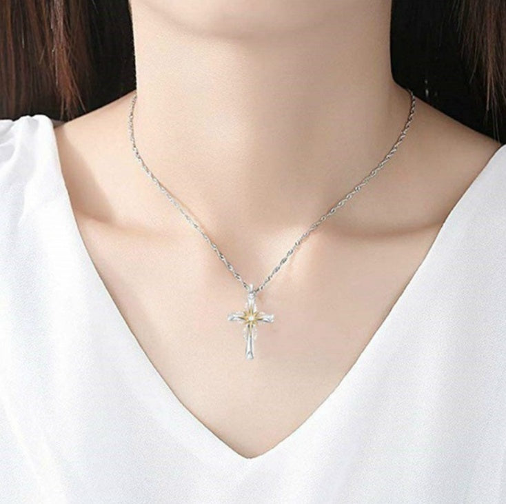 ZÉLVARÈ holiday gift necklace with cross pendant