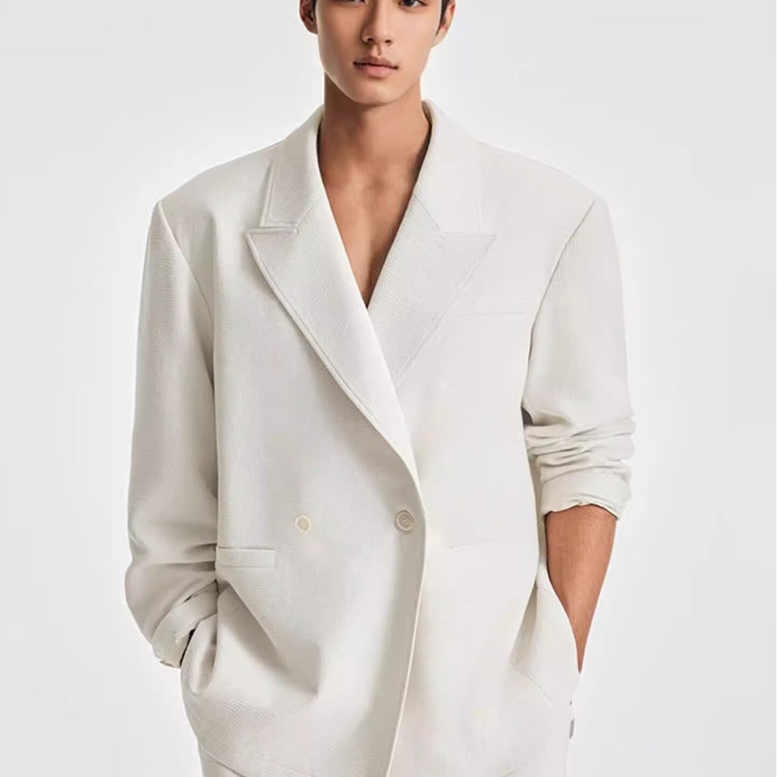 ZÉLVARÈ Men's Minimalist Black Suit Jacket – product photo