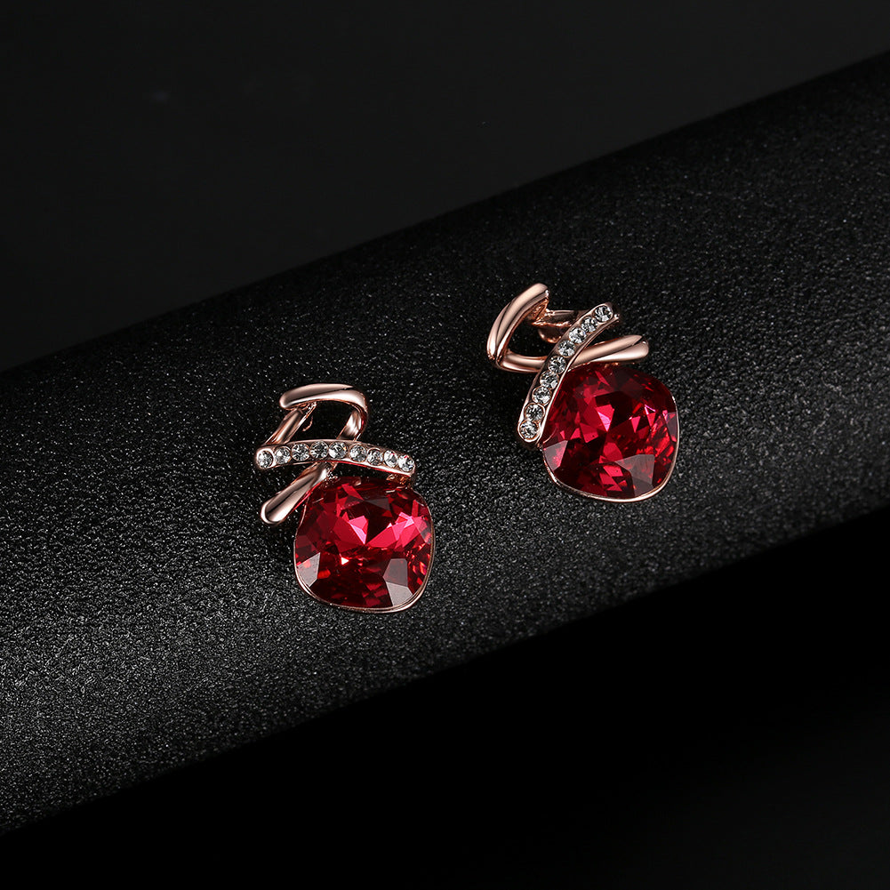 ZÉLVARÈ Celestine Bridal Necklace & Earrings Set – product photo