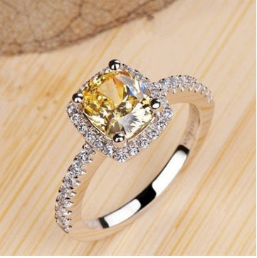 ZÉLVARÈ Lumière Bridal Engagement Ring – product photo