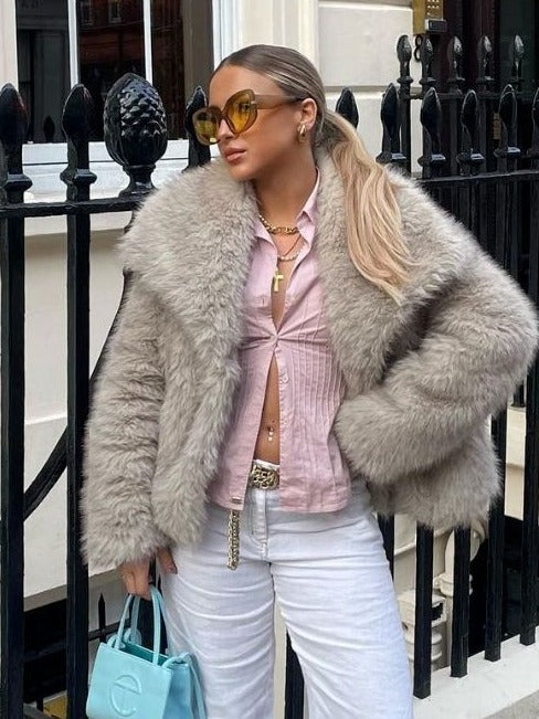 ZÉLVARÈ Women's Plush Lapel Winter Coat – product photo