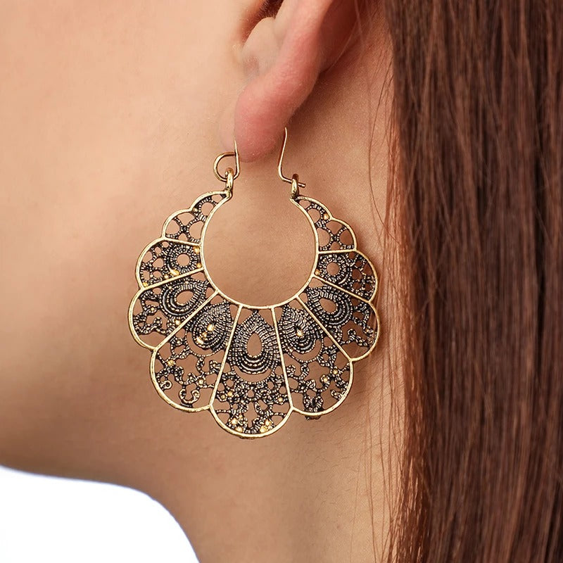 ZÉLVARÈ Boheme Artisan Drop Earrings detail view