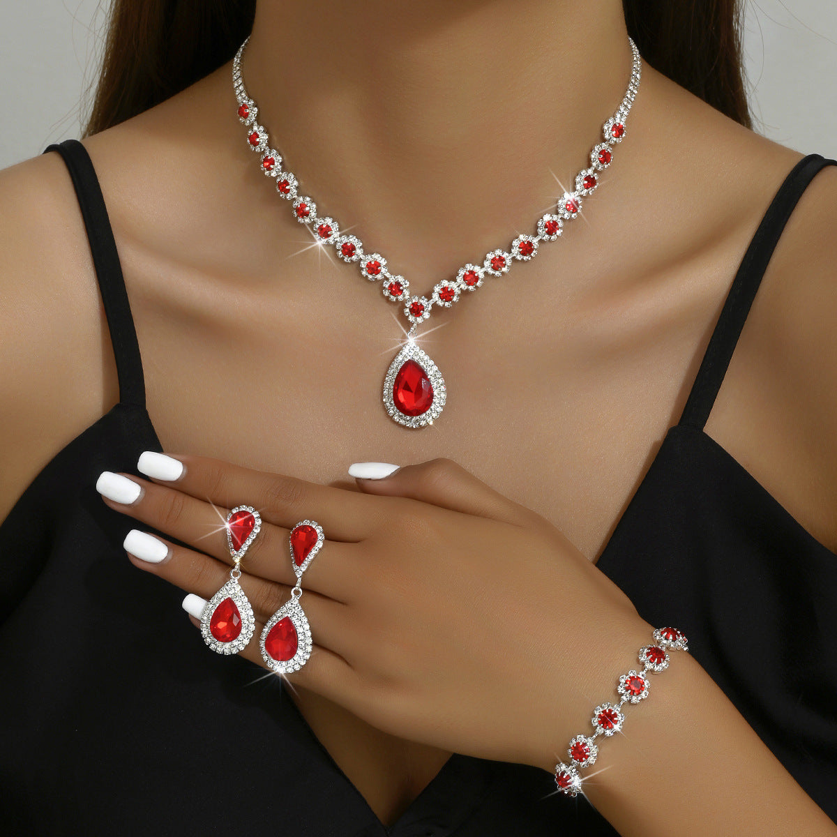ZÉLVARÈ Cosmic Crystal Bridal Jewelry Set – product photo