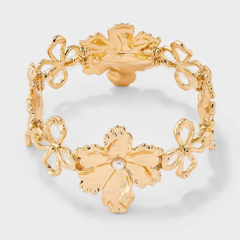 Gold Stretch Flower Bracelet